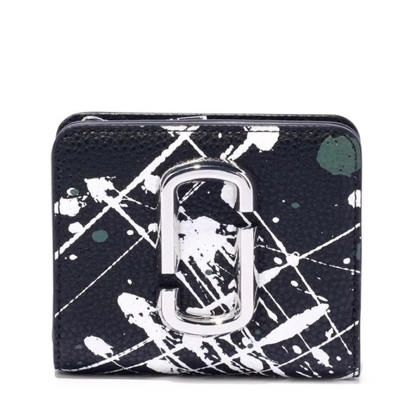 Marc Jacobs Handbags - NWT Marc Jacobs The Snapshot Splatter Paint Wallet